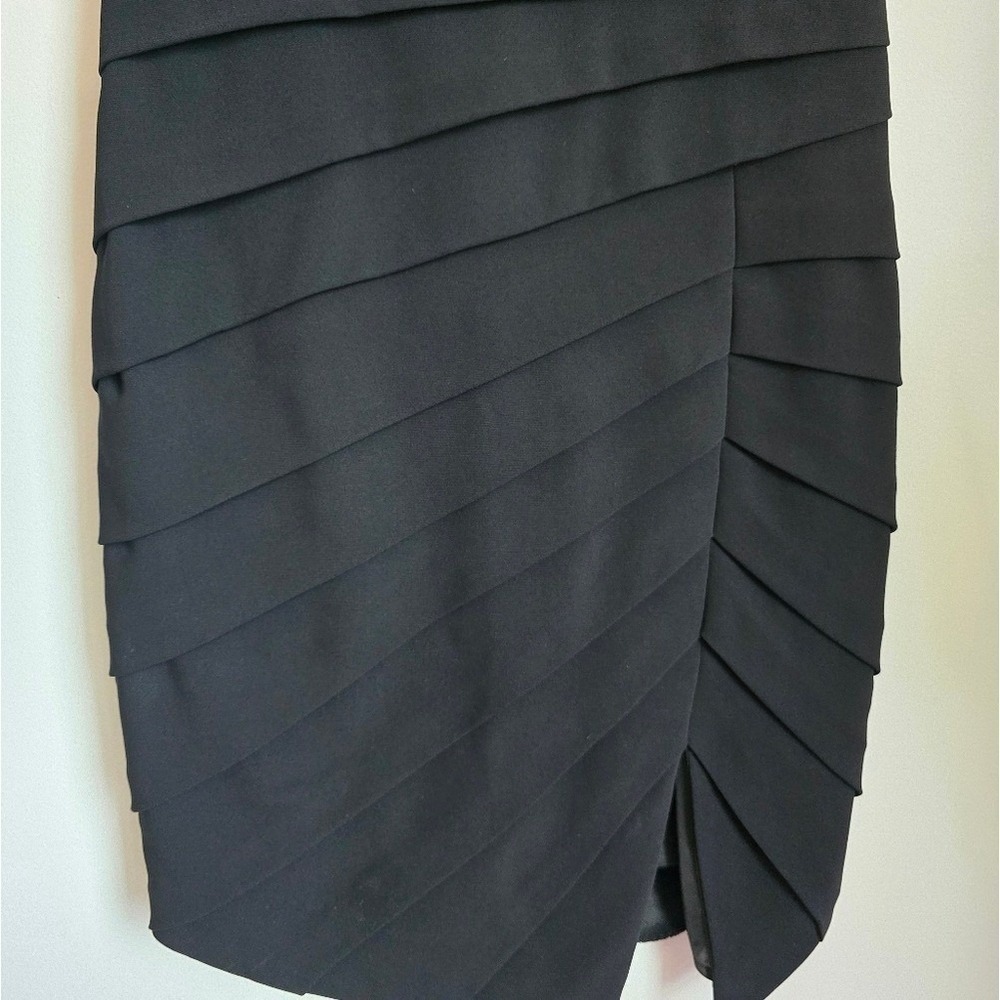 RAG & BONE Black Tiered Asymmetric Leather Accent Sheath Dress SZ 2 Quiet Luxury - Picture 4 of 11